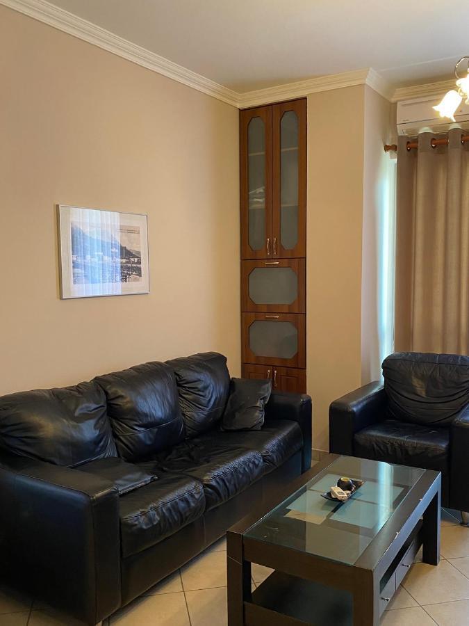 Cloud8 Apt With Castle View, 7Km From The Beach Lezhë Exterior foto